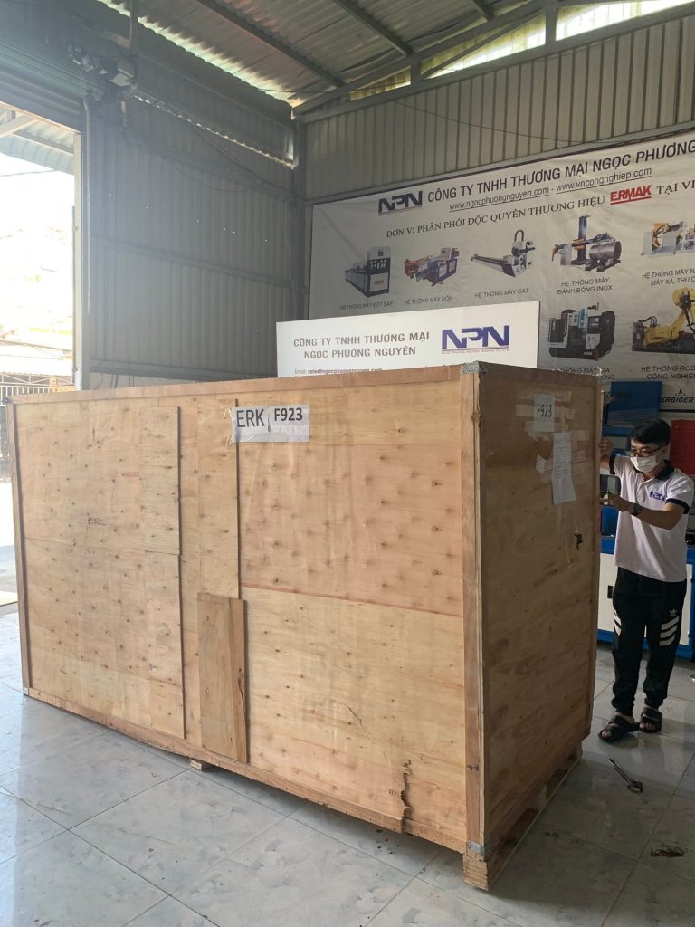 máy uốn dây 2D CNC