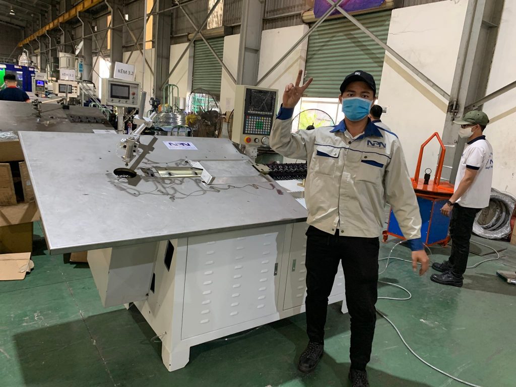 máy uốn dây 2D CNC 