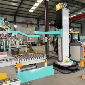 máy xếp pallet gắp bao xi măng